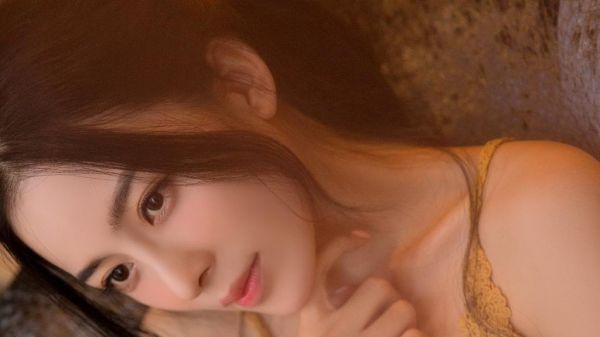 形容情侣的爱情唯美的句子说说心情