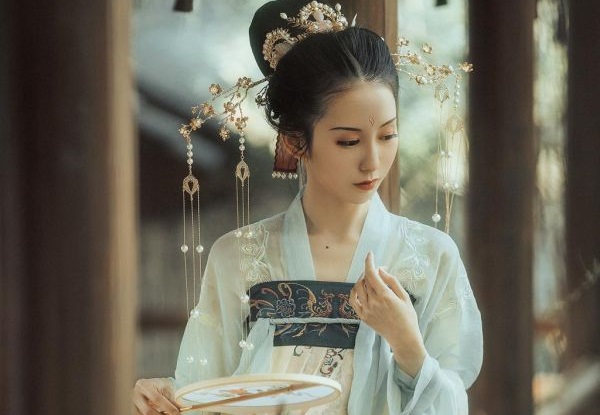 不碰爱情最霸气的句子