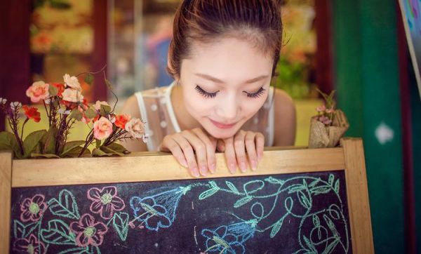 一万八的围巾成脏抹布，我撕了她的升职合同全文最新章节免费阅读