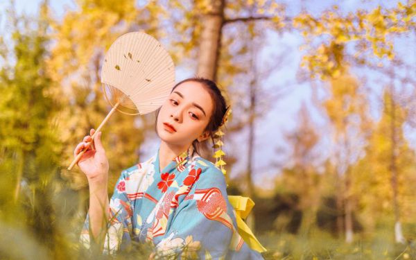 形容情侣的爱情唯美的句子说说心情