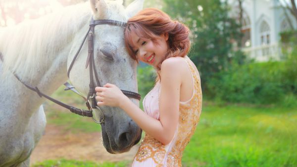 闺蜜穿成女主后，她让我滚出剧情全文最新章节免费阅读