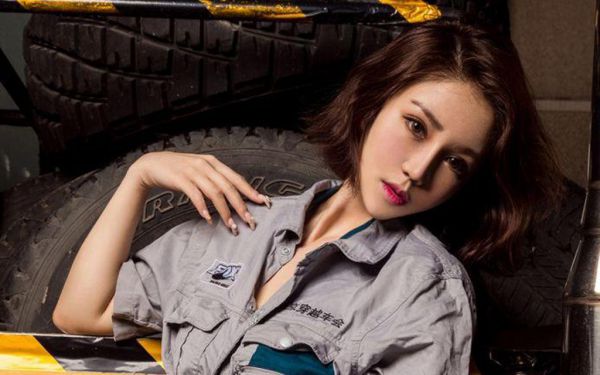 植物连续观察日记——吊兰