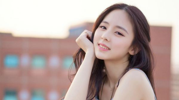 白月光喂我吃小雨伞后，男朋友悔疯了全文最新章节免费阅读
