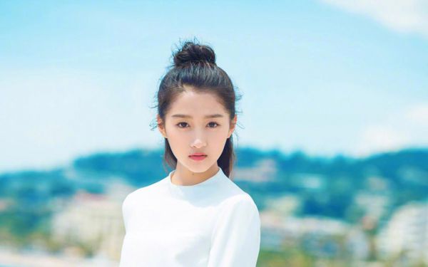 高一周记200字：风把我吹向哪里