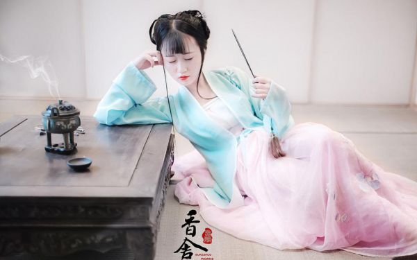暑假观察昆虫日记100字