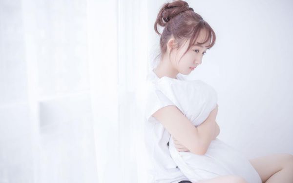 有关初中生教师节日记范文：老师，辛苦了